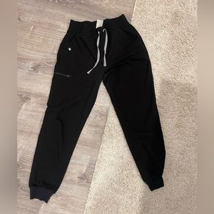 Figs black joggers size medium